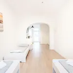 Duisburg Studio By Tm