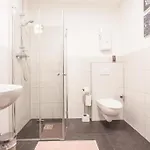 Duisburg Studio By Tm