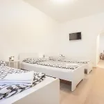 Duisburg Studio By Tm